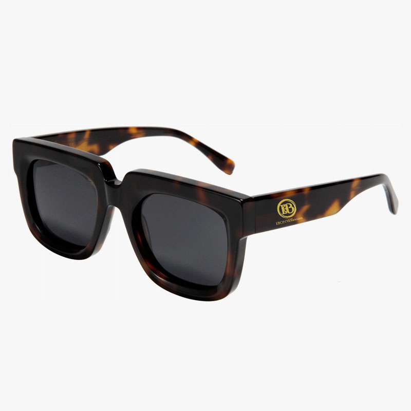 Classic Tortoiseshell Allure Sunglasses